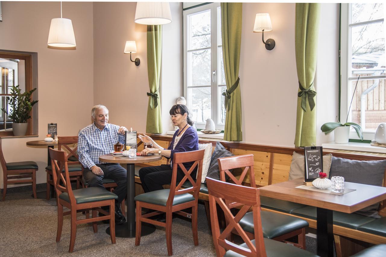 Jufa Hotel 그룬들시 외부 사진